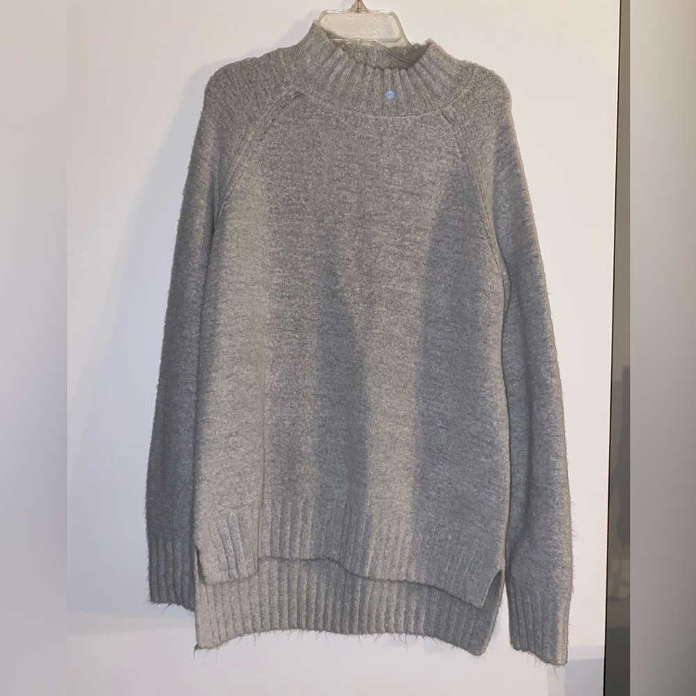 Women's Gray Turtleneck Sweater - Soft Ribbed Cowl